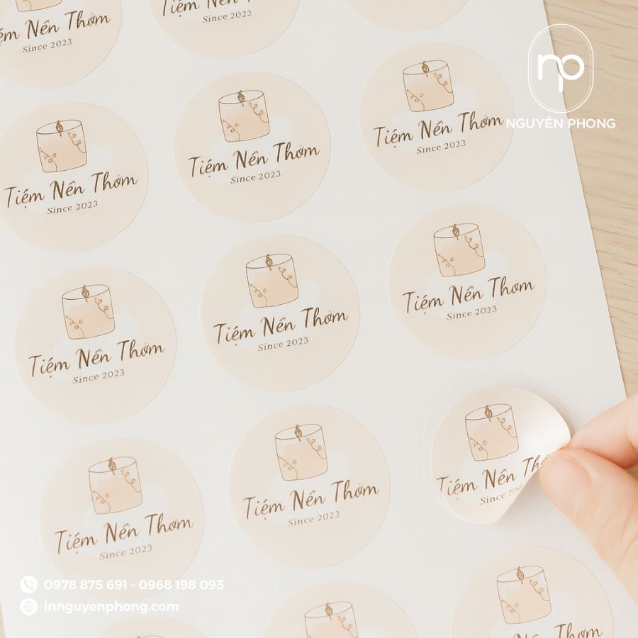 in-logo-nen-thom-gia-re-tai-ha-noi